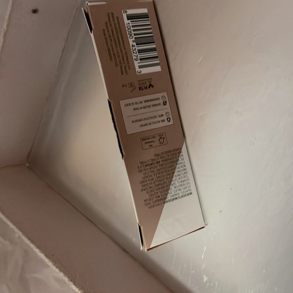 NWT LYS NO LIMIT BRONZER AND CONTOUR stick💄 - Picture 3 of 4